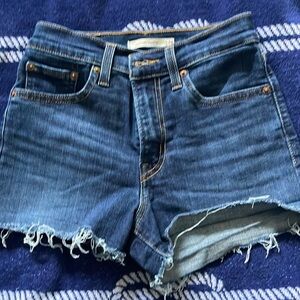 Levi's denim high rise shorts in size 24